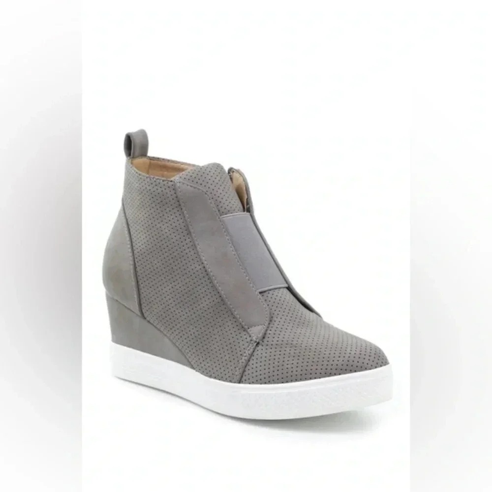 Catherine Malandrino Sabra Wedge Sneaker in Grey - 7.5 NEW